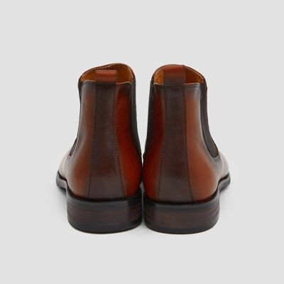 Pointed Toe Chelsea Boots - Brown - 5