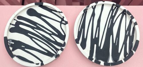 Coaster - Round (2 pieces) - Graffiti Black & White