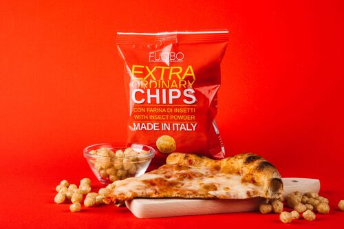 Chips di mais italiano con farina di insetti al gusto pizza