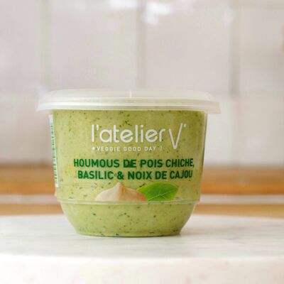 Houmous de pois chiche, basilic et noix de cajou