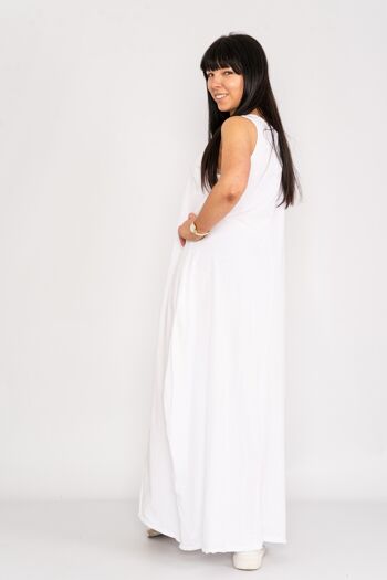 Maxi robe blanche confortable 3