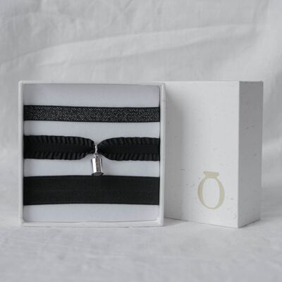 Mon Petit Poids Box mit silbernen schwarzen Armbändern - "Mum of" 2-2