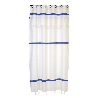 FES – White adjustable curtain with blue stripes.
