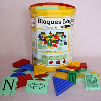 Blocs logiques (80 pièces) et attributs 5