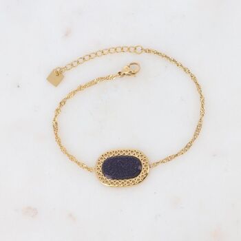 Bracelet Ambroise doré avec pierre ovale de sable bleu 3