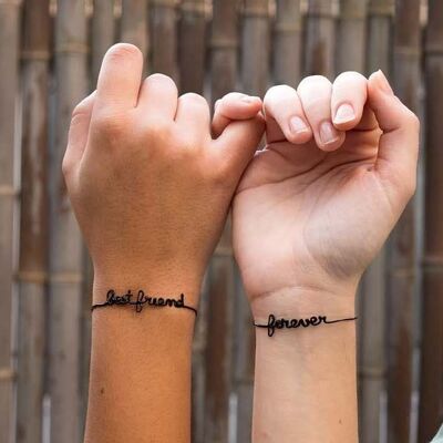 "Friendship" Collection - Women - Pack of 25
(5 different messages by 5)
Message line bracelet