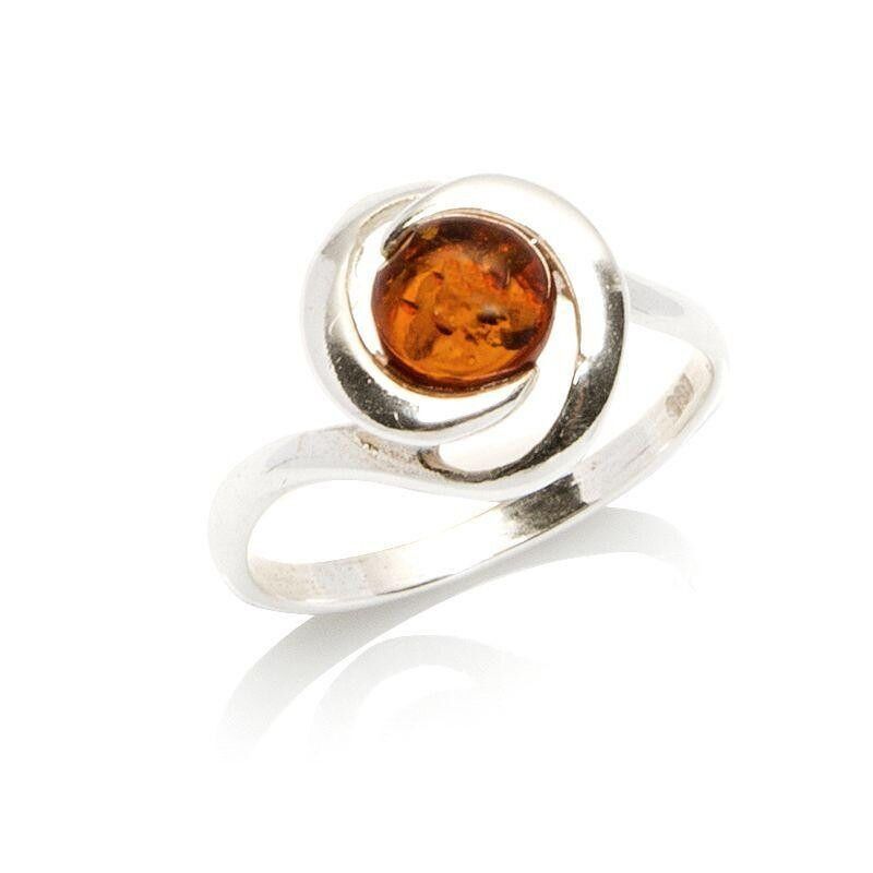 Anello con ambra cognac naturale del Mar Baltico rotonda, in argento rodiato 925/1000 - AMP00147R
