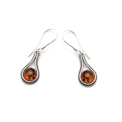 Orecchini pendenti con ambra cognac naturale rotonda, in argento rodiato invecchiato 925/1000 - AJK5-1009R