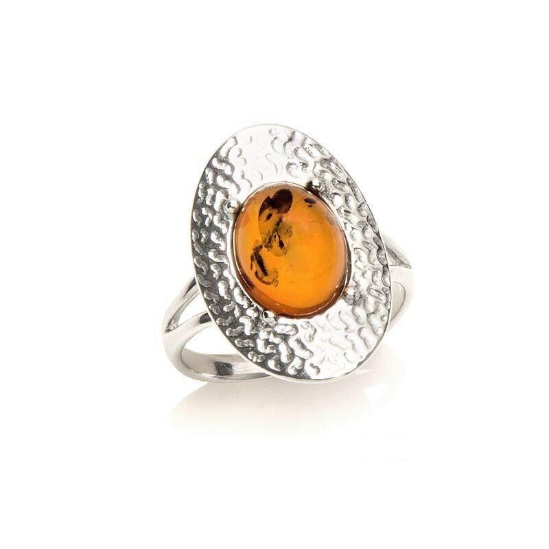 Anello con ambra cognac naturale del Mar Baltico ovale, in argento rodiato 925/1000 - AJP7-490R