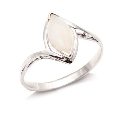 AUSTRALIAN OPAL RING IN SILVER ref: PE0005R