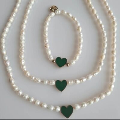 Emerald Heart Pearl Necklace