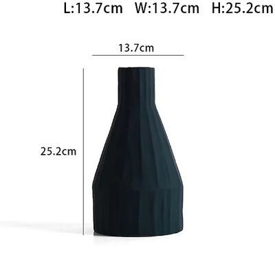Nordische minimalistische Vasen - B