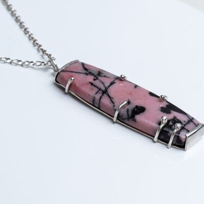 Collier pendentif pierre gemme rhodonite rose et noire