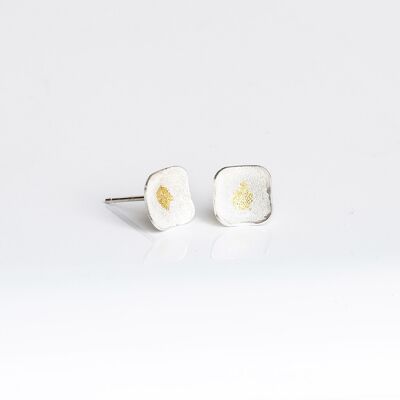 Handgefertigte quadratische Ohrringe aus Sterlingsilber mit Keum-Boo-Gold