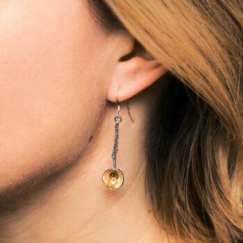 Boucles d'oreilles pendantes en forme de gland en argent sterling faites à la main avec de l'or 2
