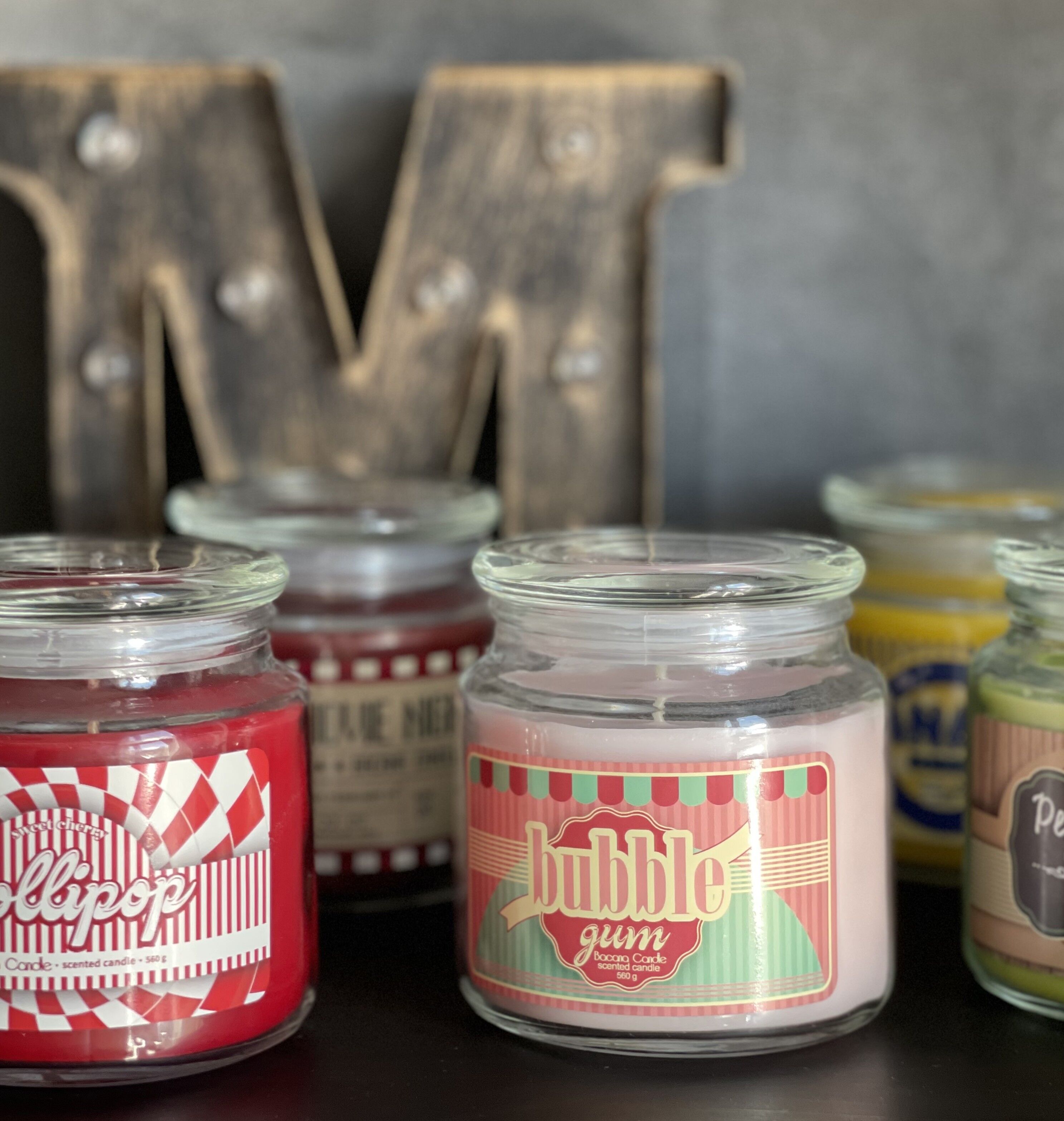 Candela Bacana - Confezione da 12 candele profumate XXL in barattolo di vetro - Candela aromatica in barattolo di vetro con coperchio - Candela originale da regalo - Candela per la casa - Autonomia 80-110 ore