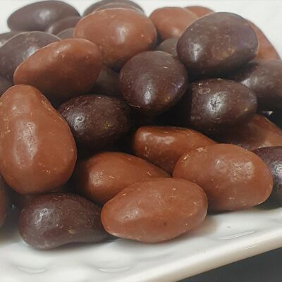 Assorted chocolate coated almonds - bulk - organic
