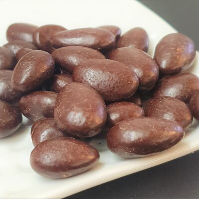 Dark chocolate coated almonds - bulk - organic