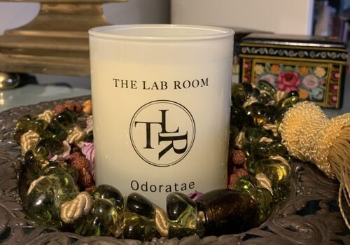 AROMATIQUE CANDLE Odoratae