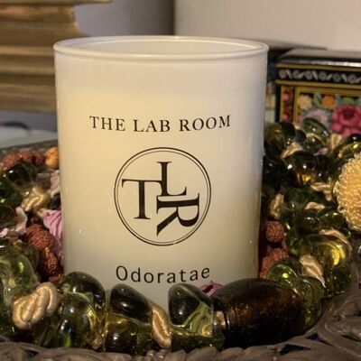 AROMATIQUE CANDLE Odoratae