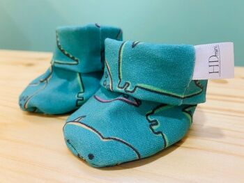 Chaussons de dinosaure, chaussures de bébé, enfant en bas âge, baby shower, nouveau-né, stretch, coffret cadeau, nouvelle maman, unisexe, fait main