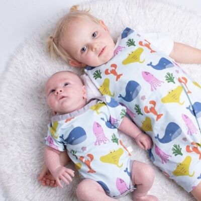 Sous la mer salopette shortie, vêtements pour tout-petits, vêtements pour bébés, unisexe, enfants, cadeau de nouvelle maman, baby shower, jersey de coton, - pas d'ouverture de bouton-pression