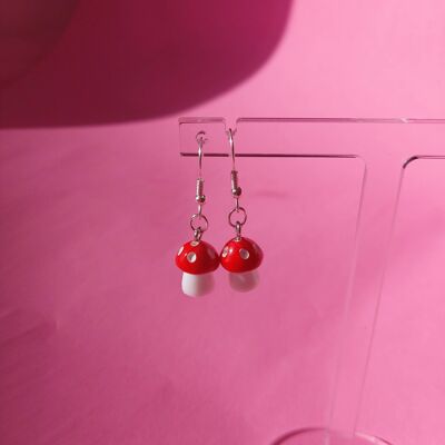 Mini-Ohrringe mit roten Pilzen aus Sterlingsilber