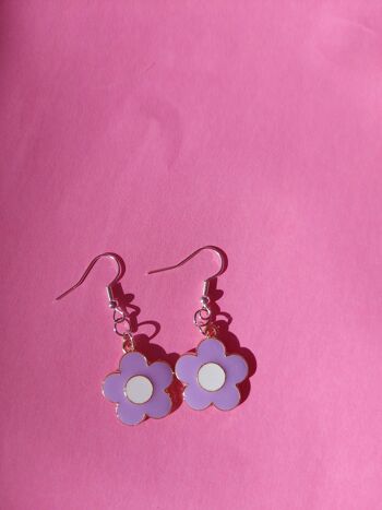 Boucles d'oreilles fleur violette et blanche en argent sterling