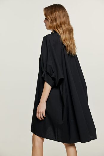 Mini-robe style chemise noire surdimensionnée 6