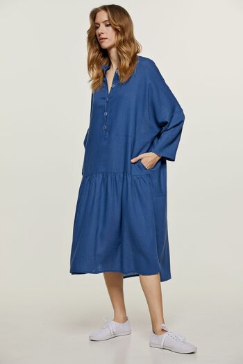 Robe bleue oversize style lin avec boutons 2