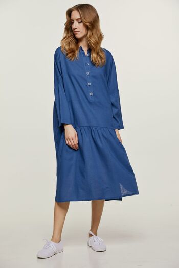 Robe bleue oversize style lin avec boutons 5