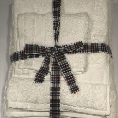 Coton égyptien, ultra doux, balle de 4 serviettes blanches de qualité hôtelière - Ruban tartan et étiquette manuscrite
