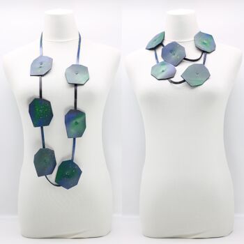 Collier Big Lotus en Similicuir Recyclé - Aurore Boréale 1