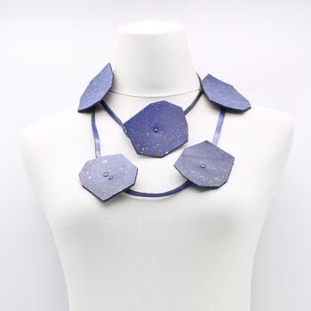 Collier Big Lotus en Similicuir Recyclé - Graffiti Bleu Cobalt 2