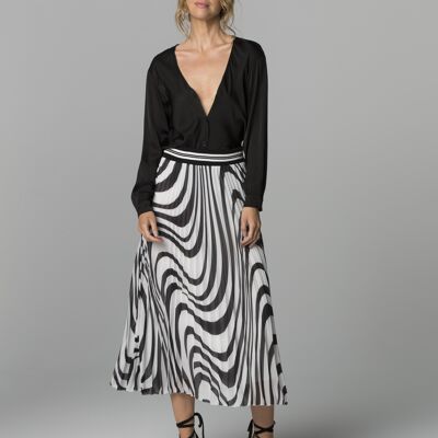 OLAYA Midi Pleated Skirt in Black and White Print