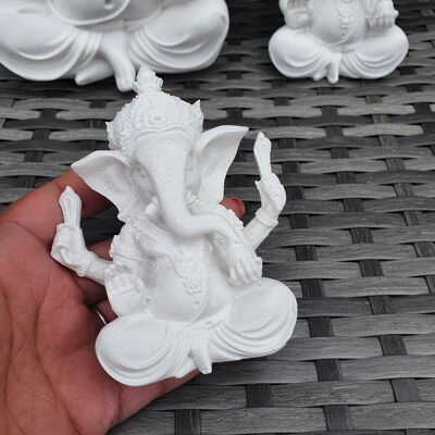 Statua di Lord Ganesh in bianco puro - Piccola