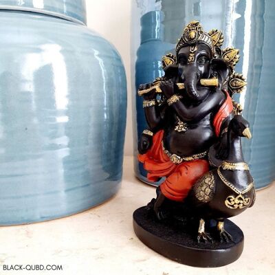 Ganesh avec statue de paon