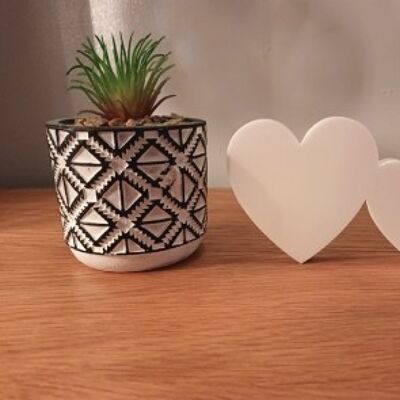 Family of Hearts Freestanding - 2 Hearts (1 Big Heart & 1 Small) - 10mm White Acrylic