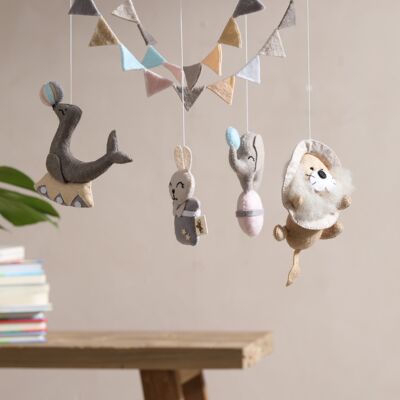 Baby Mobile "CIRCUS" made of felt