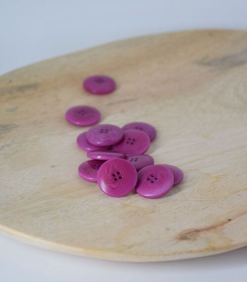 Corozo Aster Buttons - 18mm