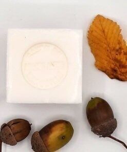 Sapone di Marsiglia alle mandorle amare