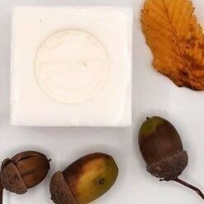 Bitter almond Marseille soap