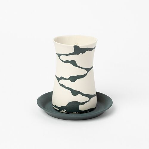 Noir Tea Cup Set