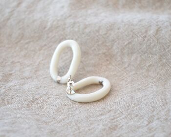 LOOP Rivo di Platino Boucles d'oreilles minimalistes en porcelaine avec platine véritable 2