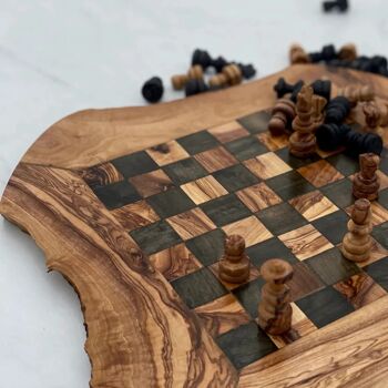 Le jeu d'échecs plateau fait main en bois d'olivier 1