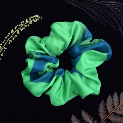 Scrunchie in seta verde