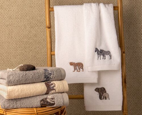 Handdoek met luipaard - 500 grams - 50 x 100 - wit