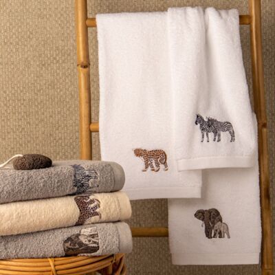Handdoek met luipaard - 500 grams - 50 x 100 - creme