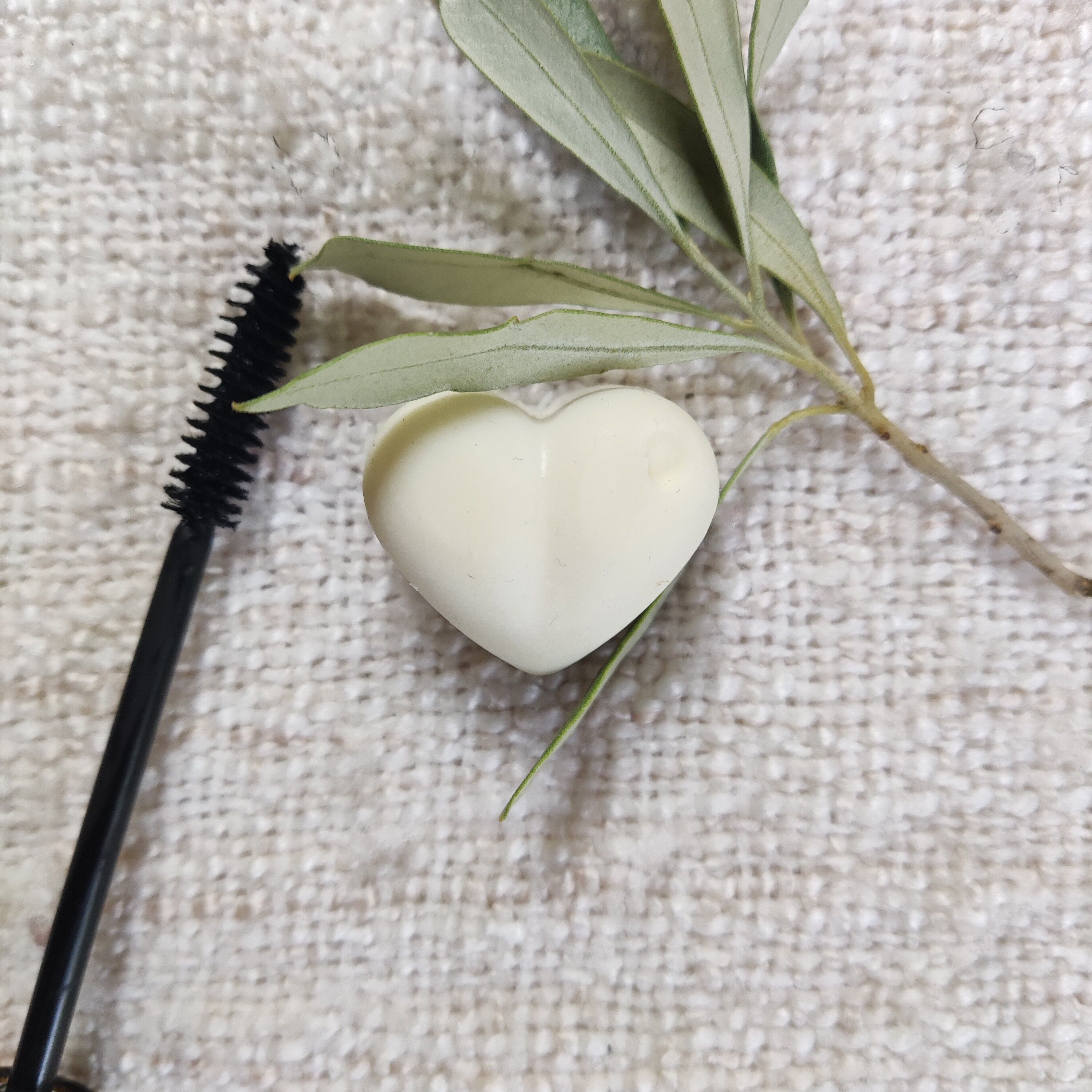 Makeup remover Jolis Coeurs - [ French olive oil ] - Eye makeup remover - 28g - [ Refill ]