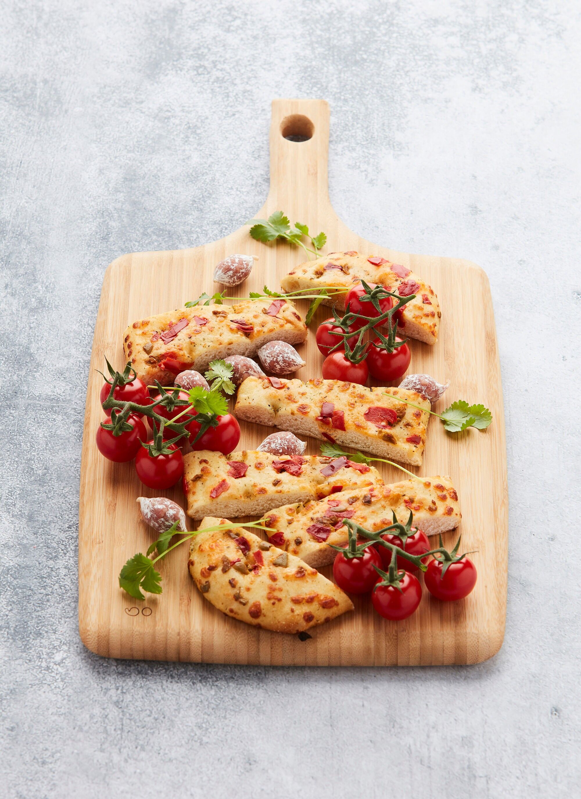 Tagliere in bambù con manico FSC 38x20x1.9cm